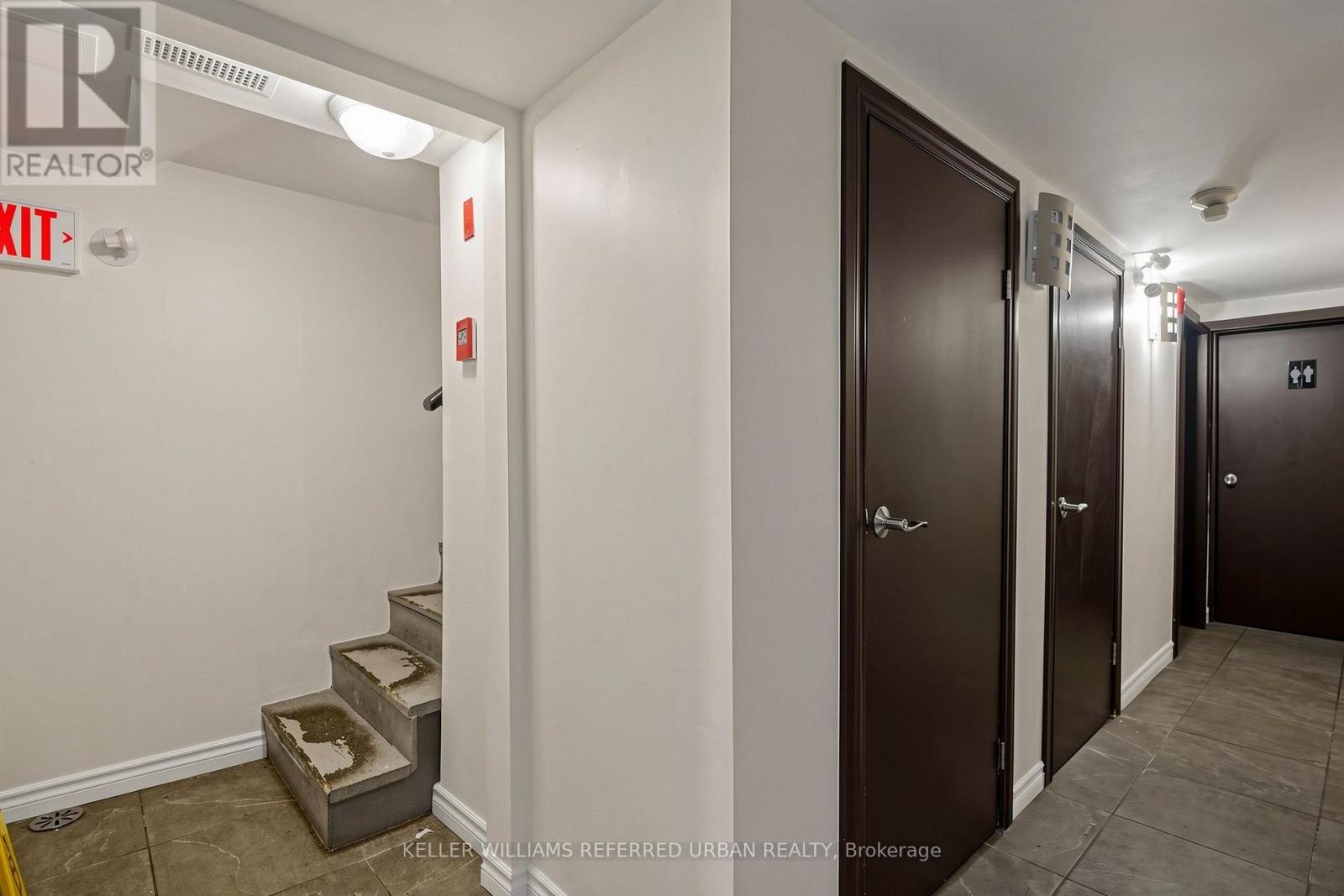 1985 Queen Street E, Toronto, Ontario  M4L 1J1 - Photo 18 - E13636296