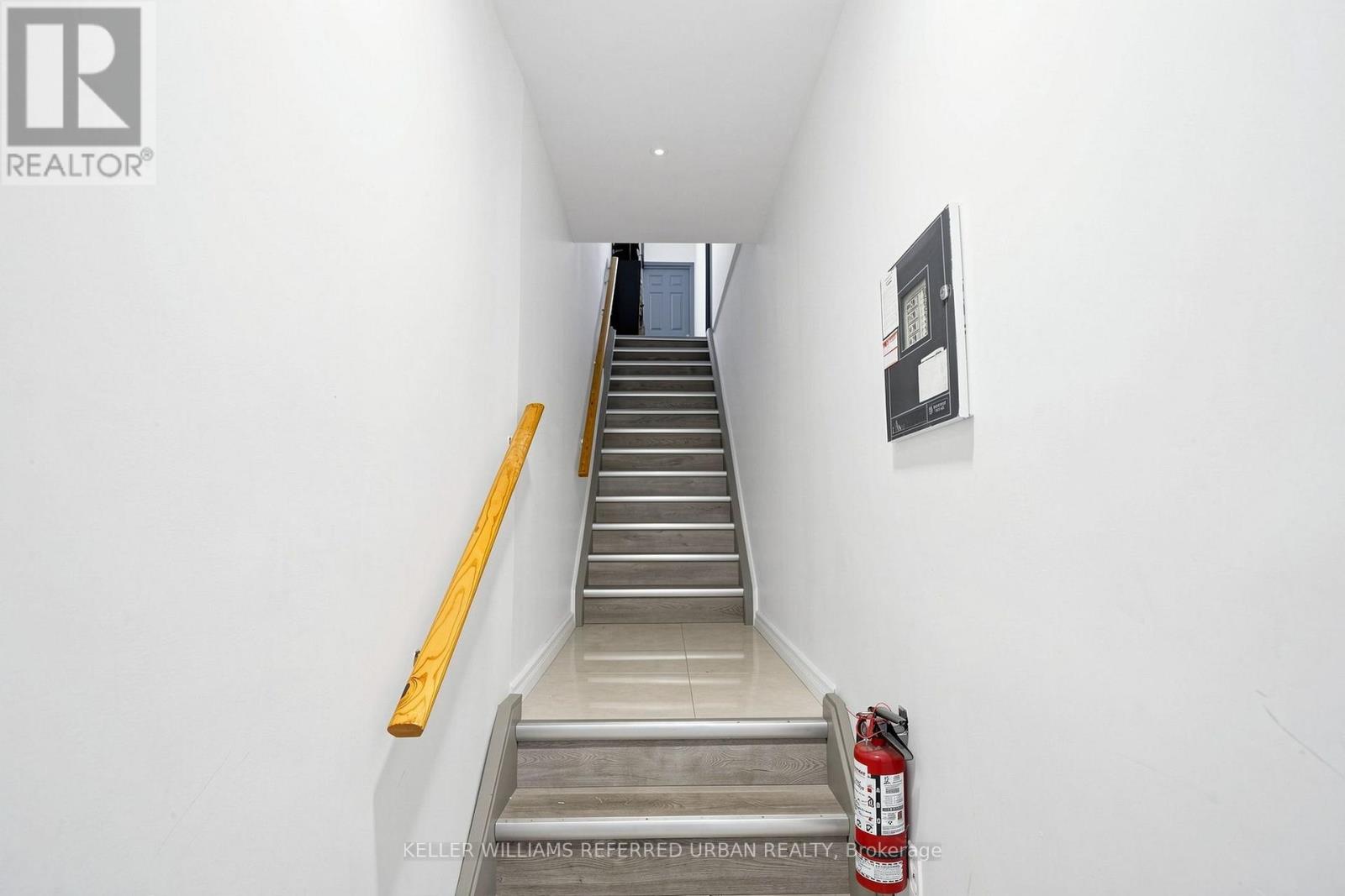 1985 Queen Street E, Toronto, Ontario  M4L 1J1 - Photo 32 - E13636296
