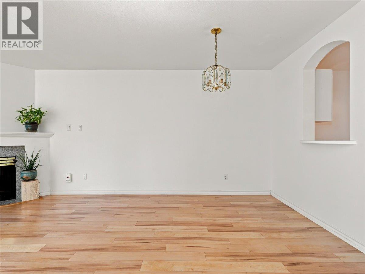 207 3638 Rae Avenue, Vancouver, British Columbia  V5R 2P5 - Photo 7 - R3151863