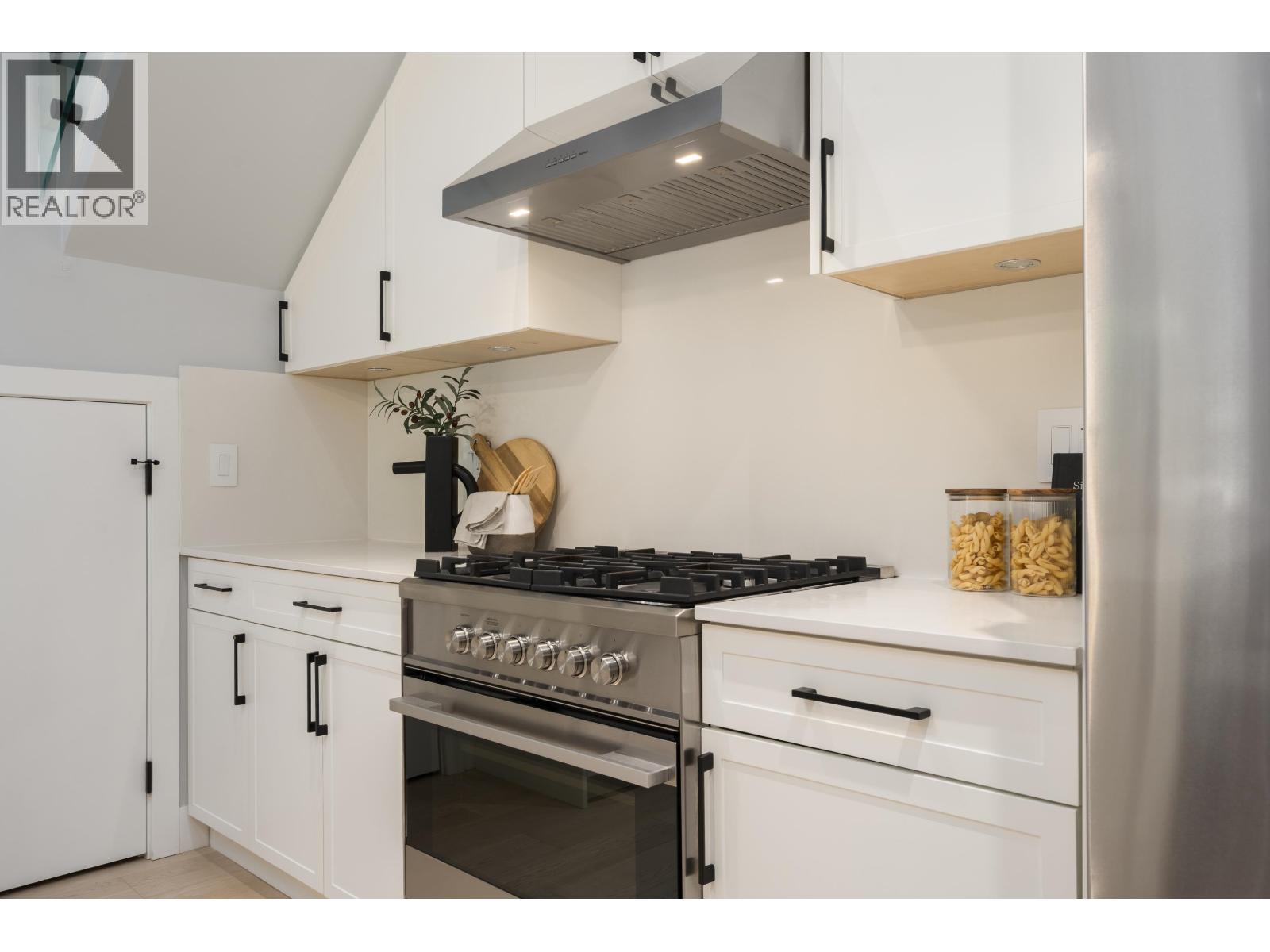2196 E 19th Avenue, Vancouver, British Columbia  V5N 2J6 - Photo 12 - R3152267