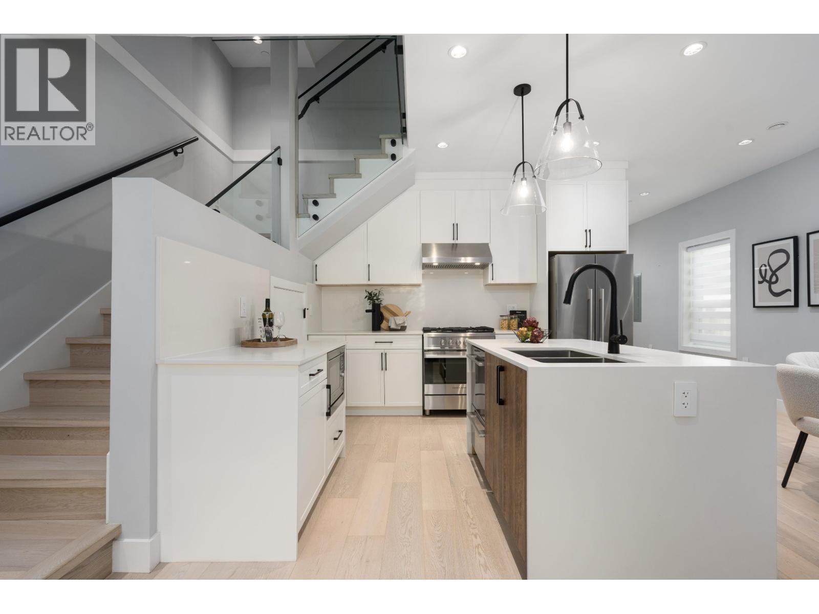 2196 E 19th Avenue, Vancouver, British Columbia  V5N 2J6 - Photo 11 - R3152270