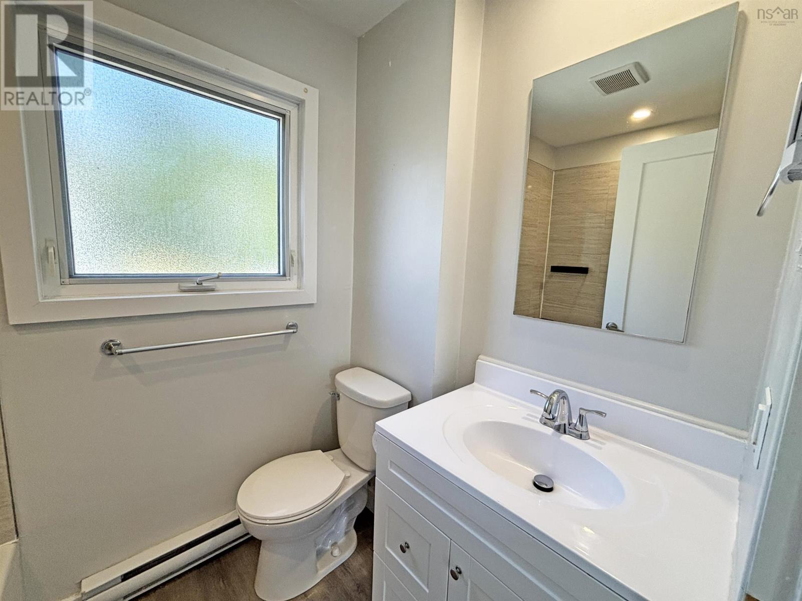 479 Shore Drive Drive, Bedford, Nova Scotia B4A 2E9 - Photo 15 - 202618754
