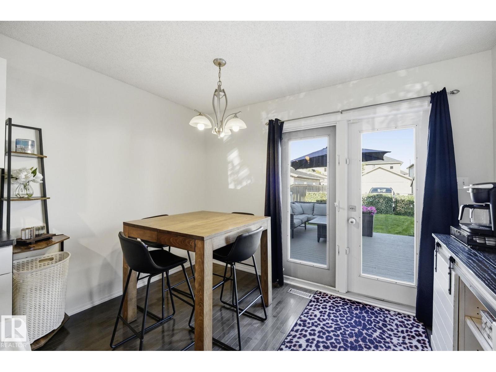 215 85 St SW, Edmonton, Alberta  T6X 1H5 - Photo 11 - E4502032
