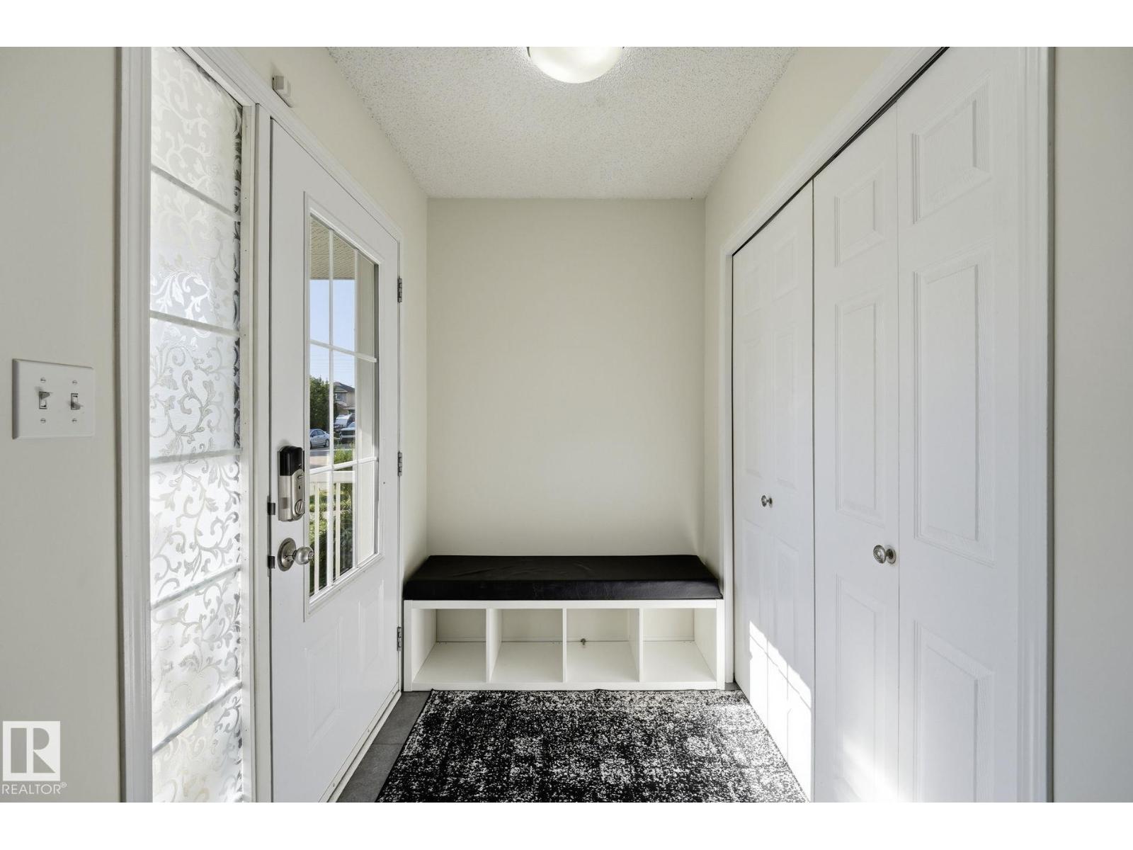 215 85 St SW, Edmonton, Alberta  T6X 1H5 - Photo 3 - E4502032