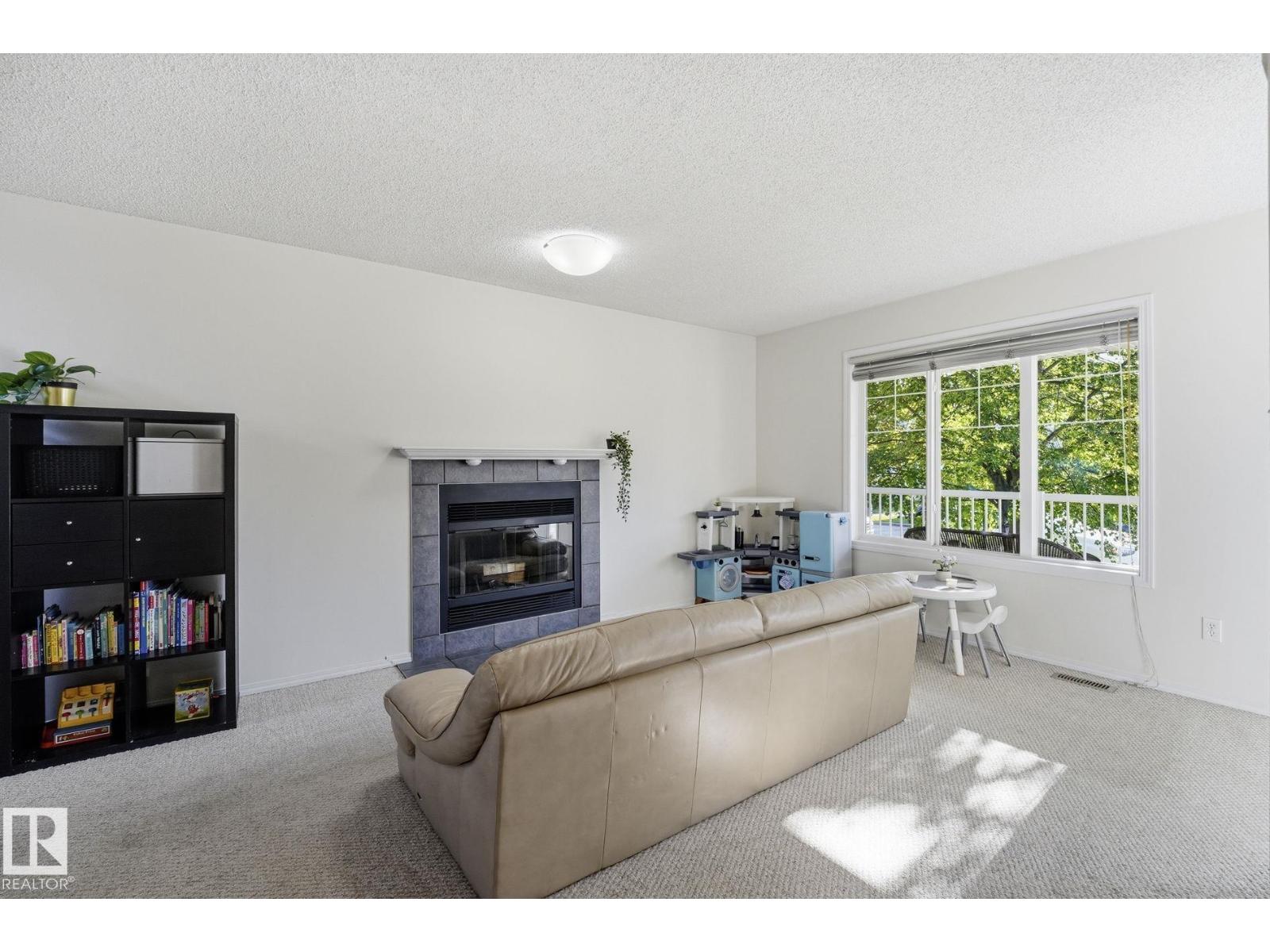 215 85 St SW, Edmonton, Alberta  T6X 1H5 - Photo 7 - E4502032