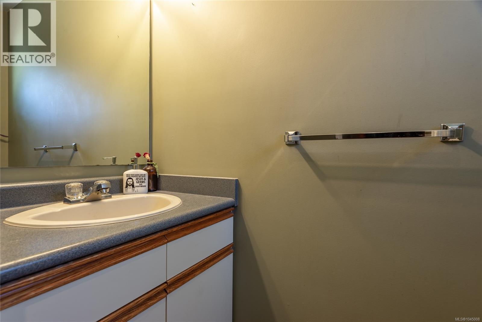 8598 Island Hwy N, Black Creek, British Columbia  V9N 1H3 - Photo 14 - 1045008