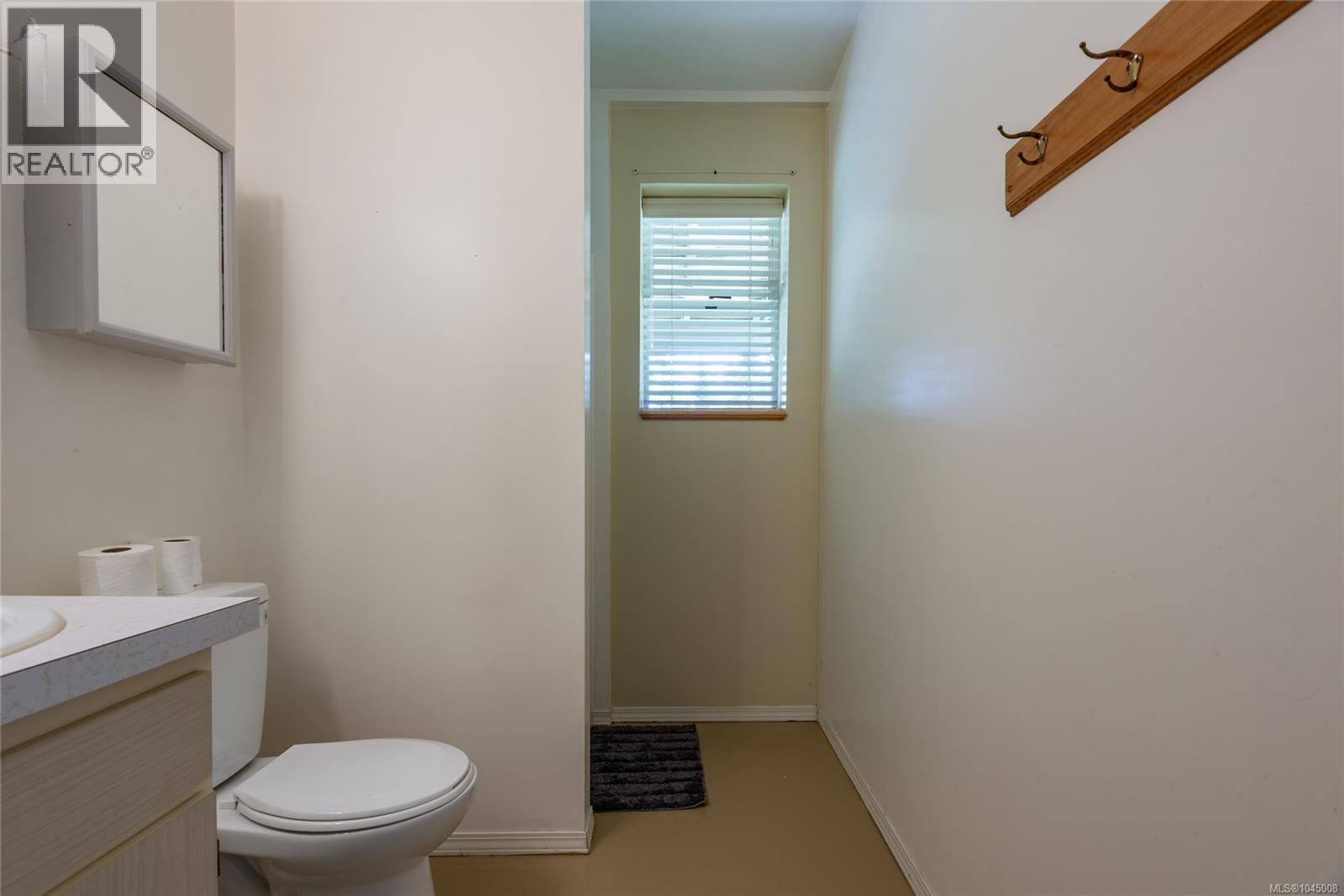 8598 Island Hwy N, Black Creek, British Columbia  V9N 1H3 - Photo 44 - 1045008