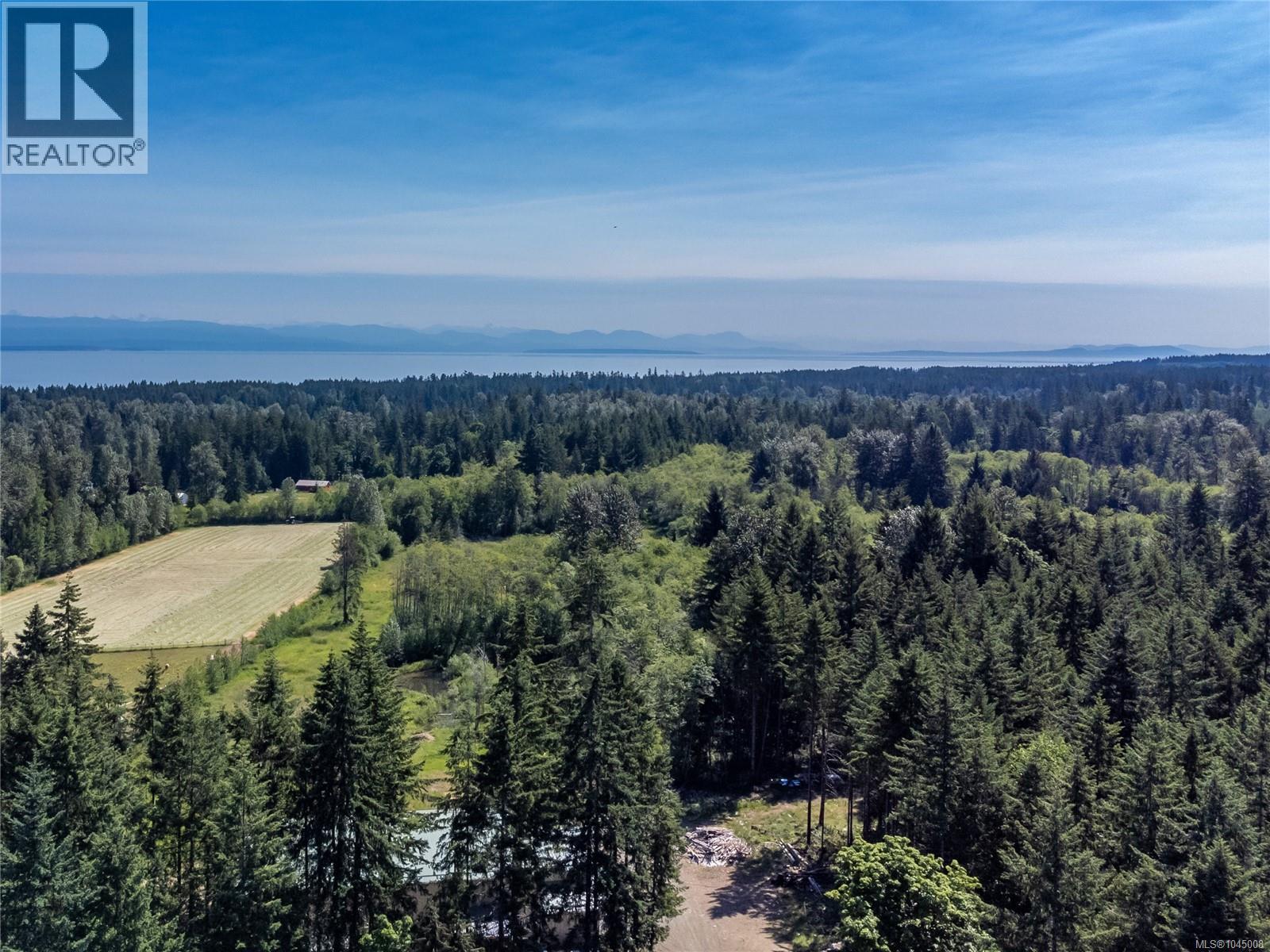8598 Island Hwy N, Black Creek, British Columbia  V9N 1H3 - Photo 89 - 1045008