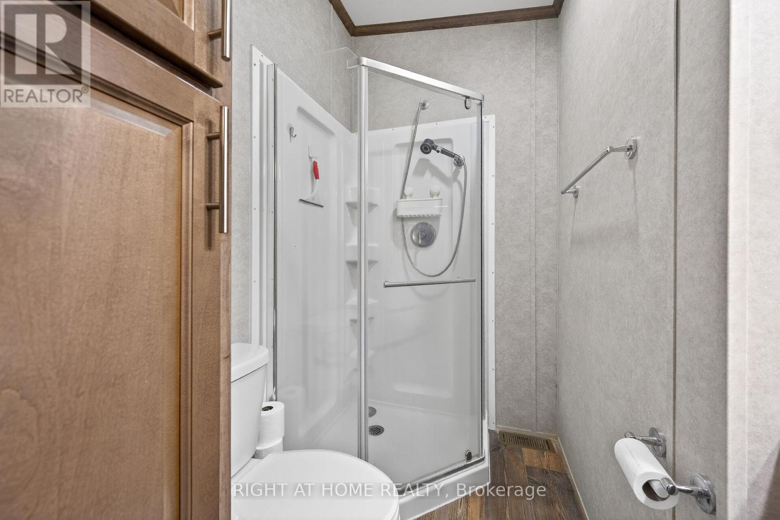 5 Beech Street - 4449 Milburough Line, Burlington, Ontario  L7P 0C5 - Photo 19 - W13636166