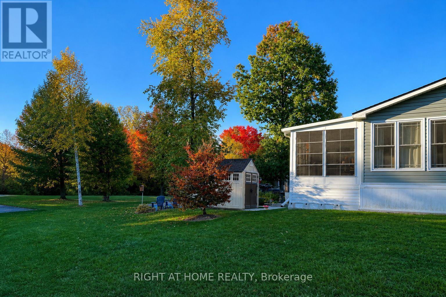 5 Beech Street - 4449 Milburough Line, Burlington, Ontario  L7P 0C5 - Photo 43 - W13636166