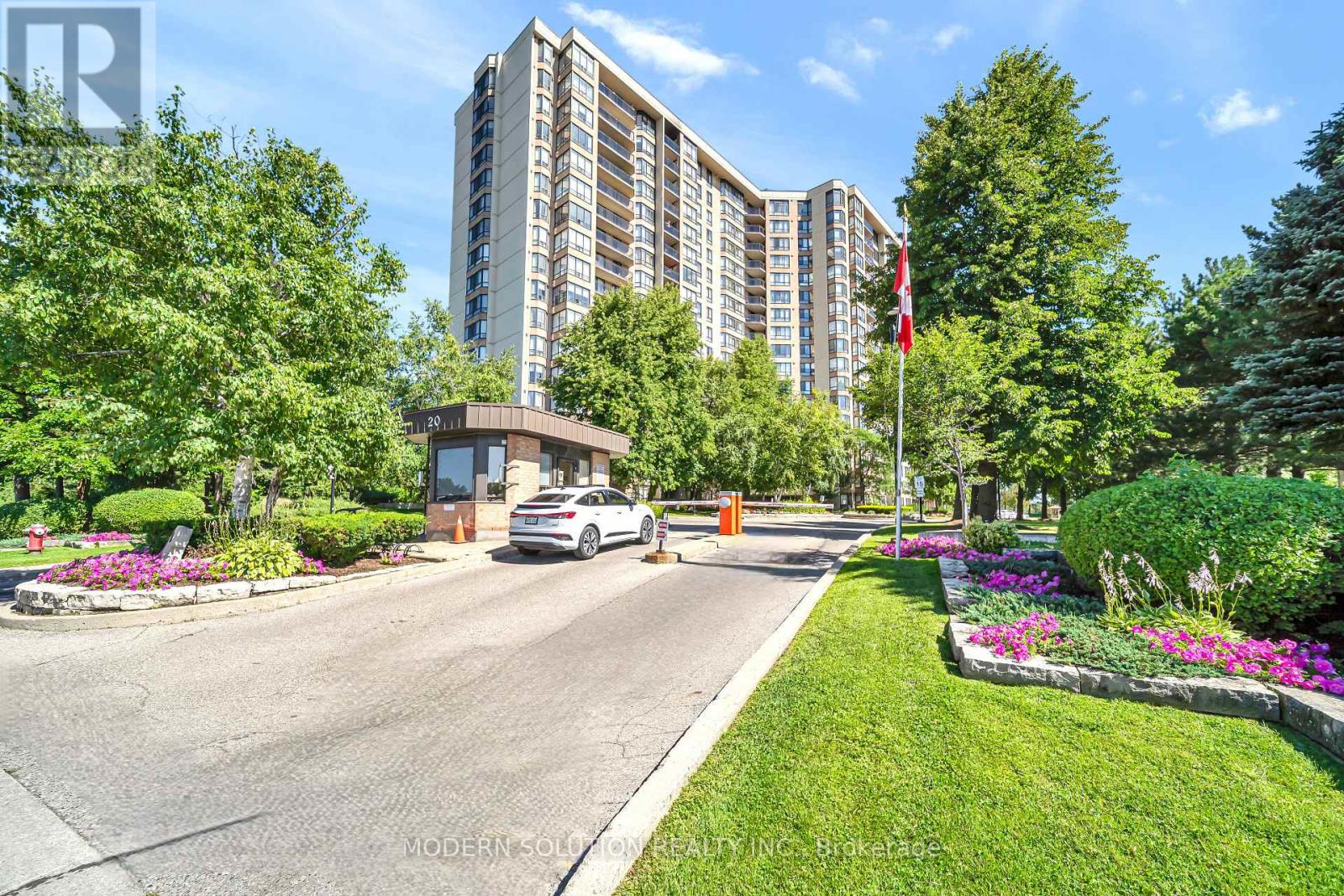 501 - 20 Cherrytree Drive, Brampton, Ontario  L6Y 3V1 - Photo 5 - W13636180