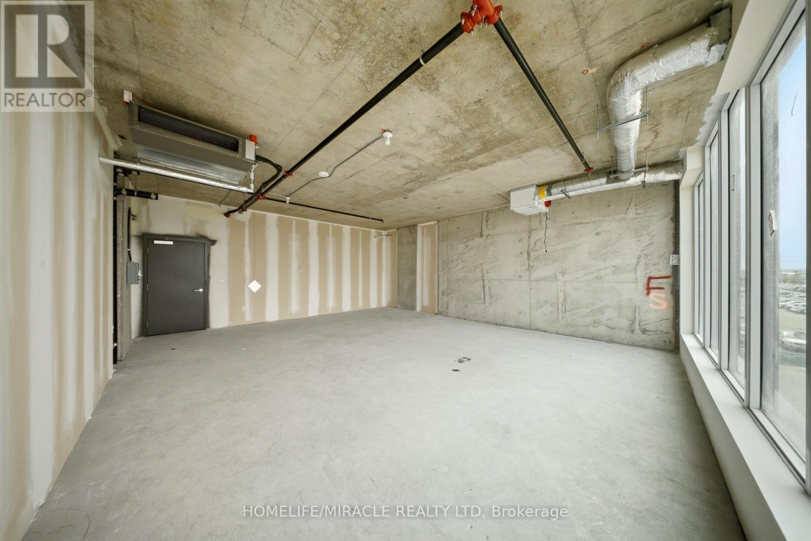 225 - 996 Martin Grove Road, Toronto, Ontario  M9W 4W8 - Photo 11 - W13636206