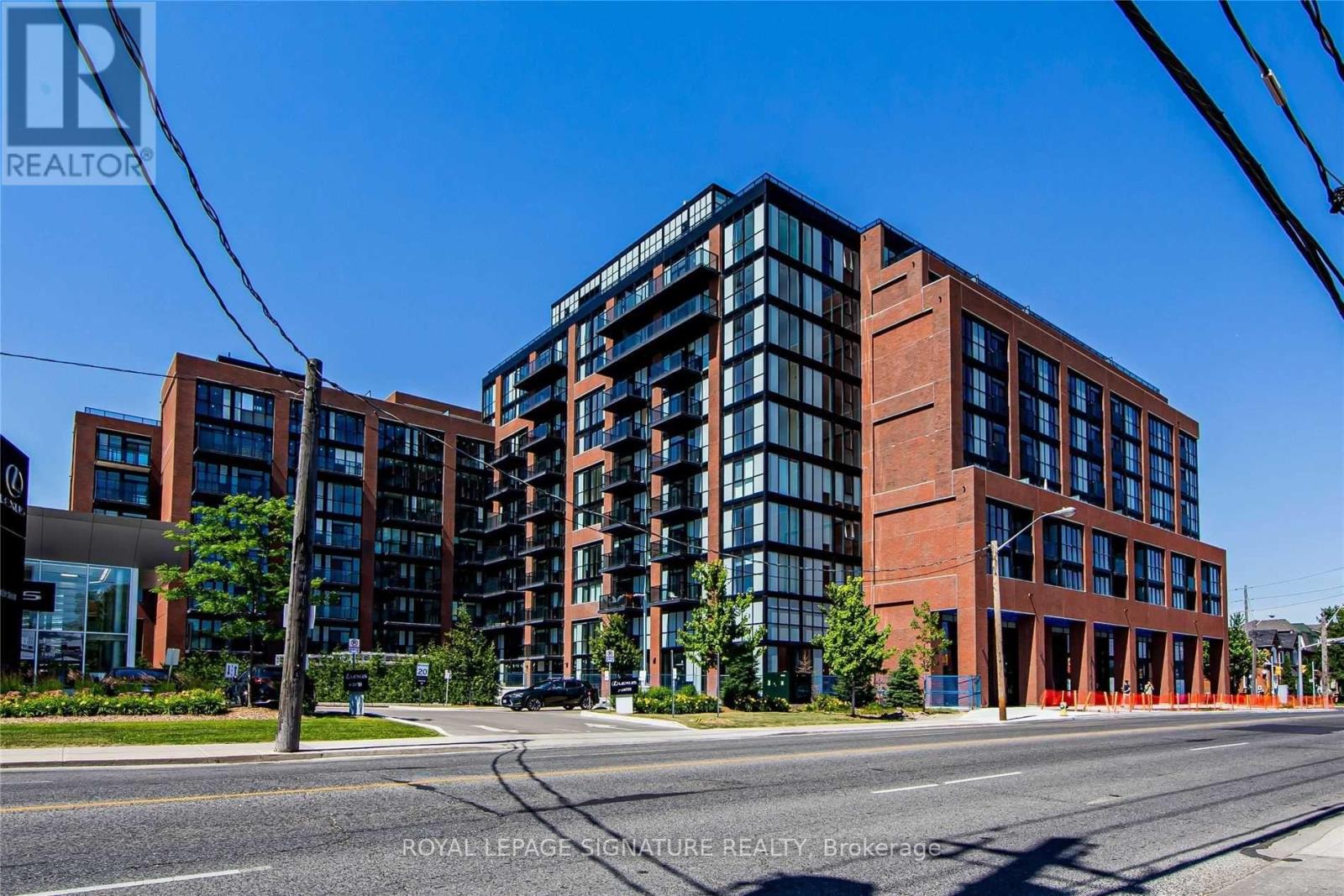 706 - 2300 ST CLAIR AVENUE W