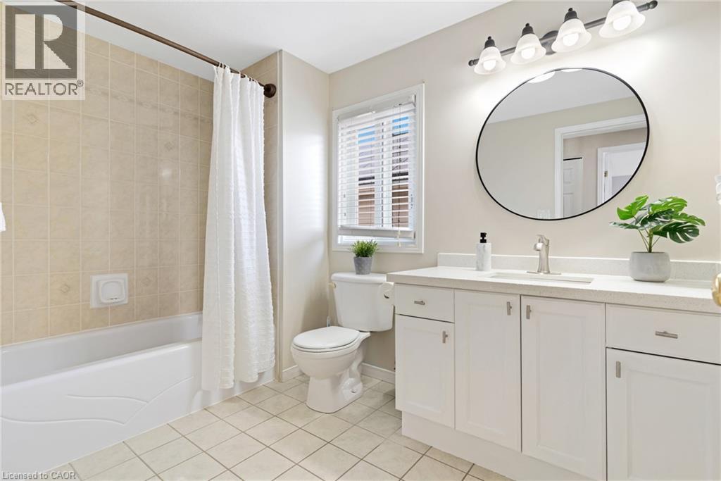 913 Copper Leaf Crescent, Kitchener, Ontario  N2E 3W1 - Photo 36 - 40850910