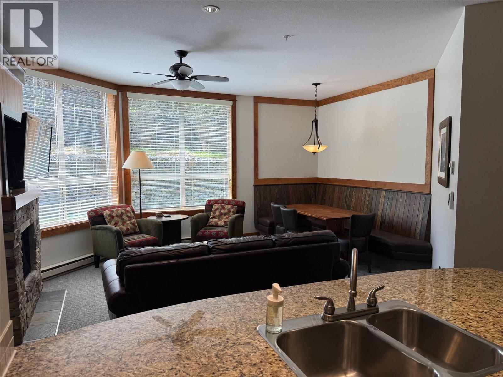 4559 Timberline Crescent Unit# 613d, Fernie, British Columbia  V0B 1M6 - Photo 7 - 10379472