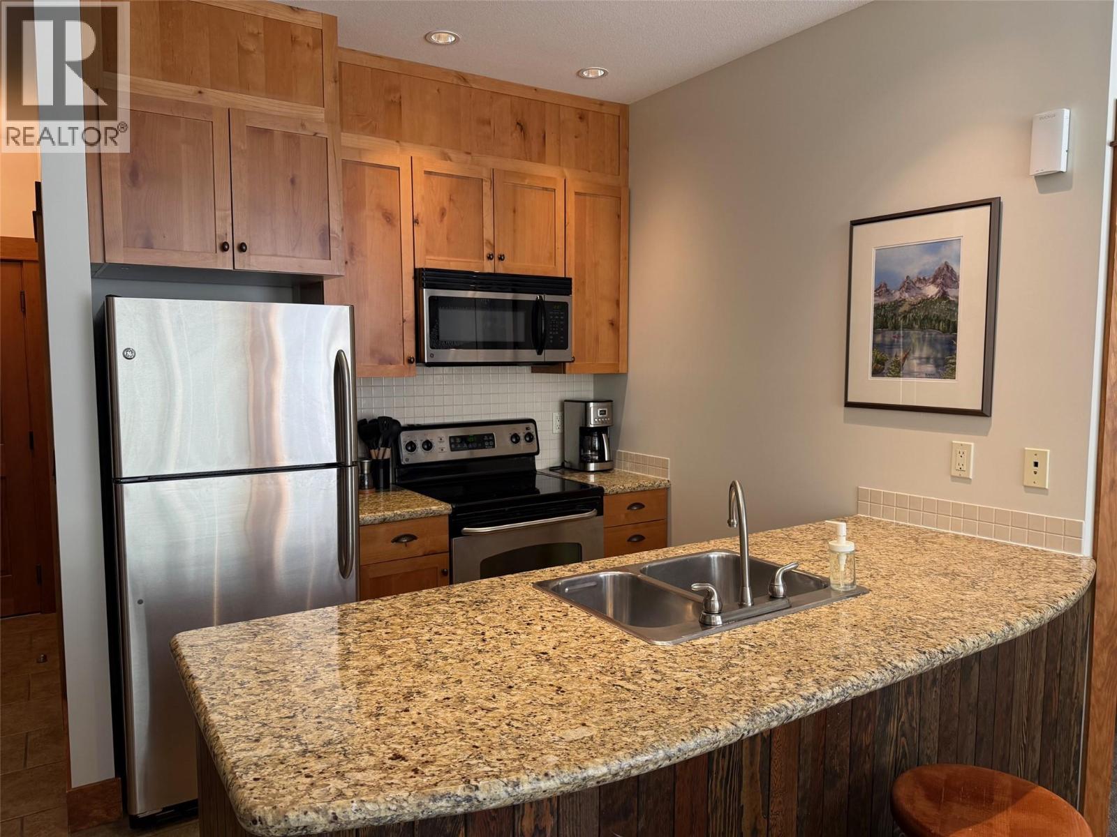 4559 Timberline Crescent Unit# 613d, Fernie, British Columbia  V0B 1M6 - Photo 3 - 10379472