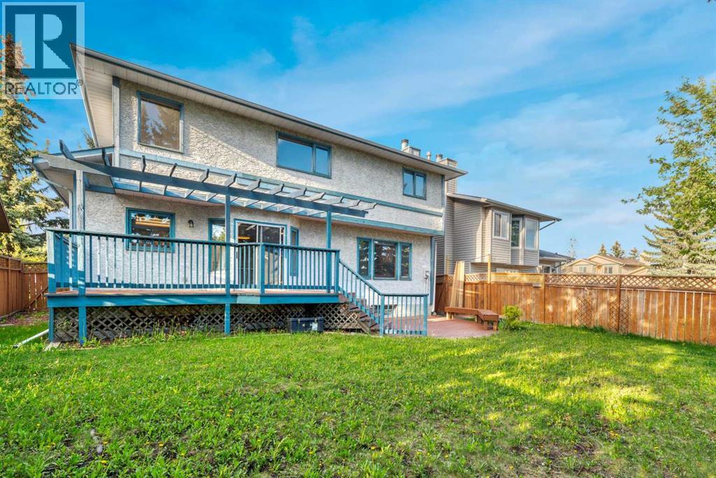 350 Edgepark Way NW, Calgary, Alberta  T3A 4P5 - Photo 5 - A2330635