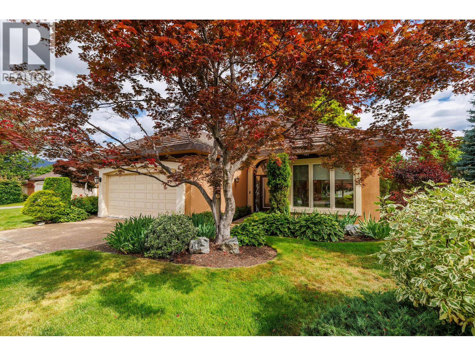 2368 Abbott Street Unit# 4, Kelowna, British Columbia  V1Y 9G7 - Photo 5 - 10391622