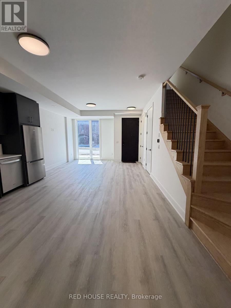 152 Everett Common, St. Catharines, Ontario  L2P 0G8 - Photo 5 - X13636284