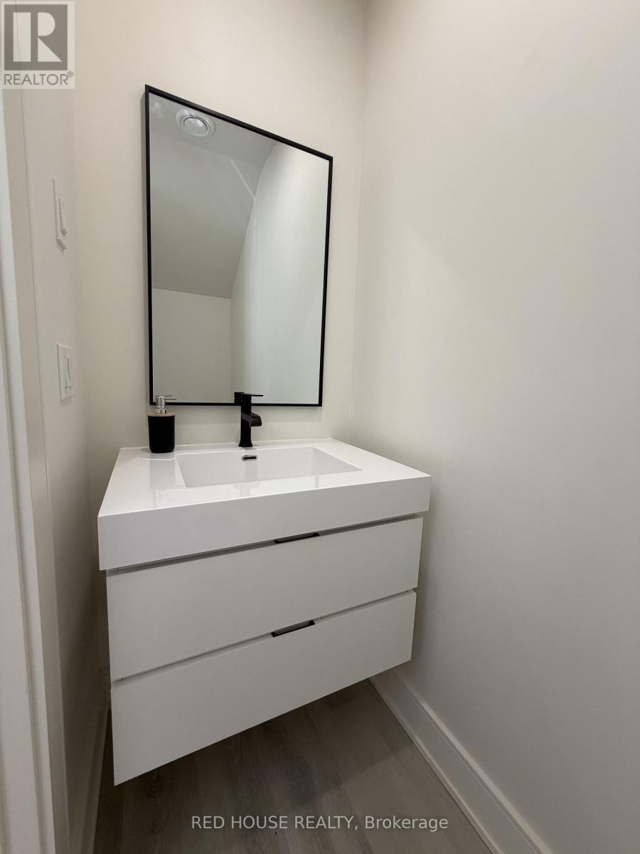 152 Everett Common, St. Catharines, Ontario  L2P 0G8 - Photo 6 - X13636284