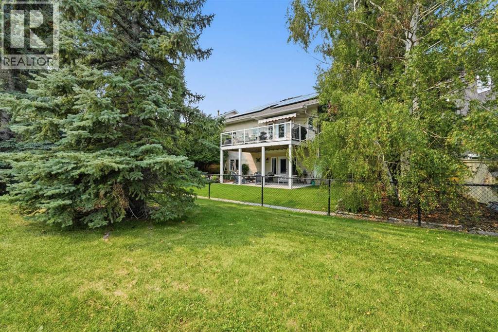 427 Douglas Ridge Mews SE, Calgary, Alberta  T2Z 2M4 - Photo 38 - A2332822