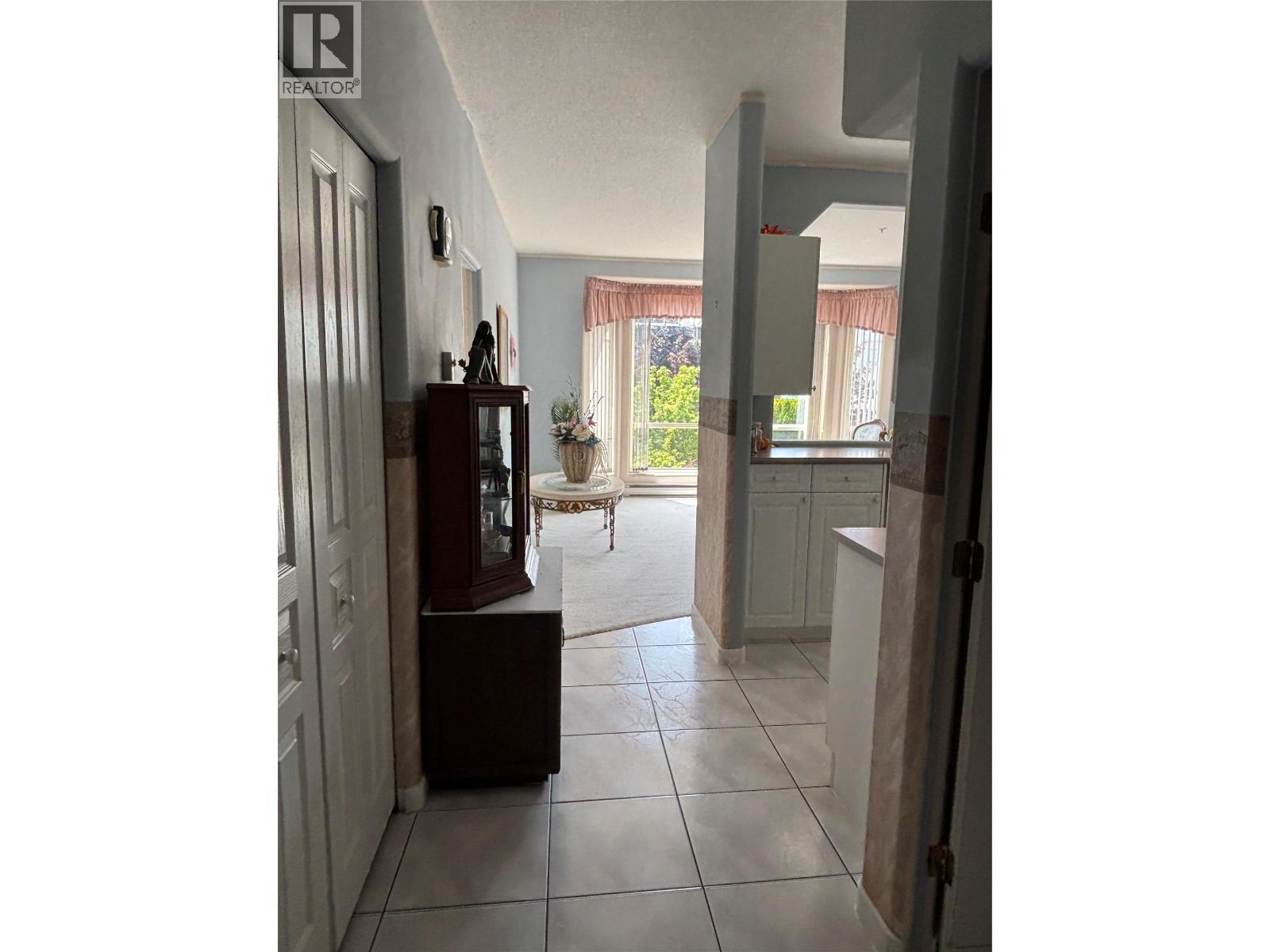 3221 Centennial Drive Unit# 401, Vernon, British Columbia  V1T 2T8 - Photo 6 - 10395191