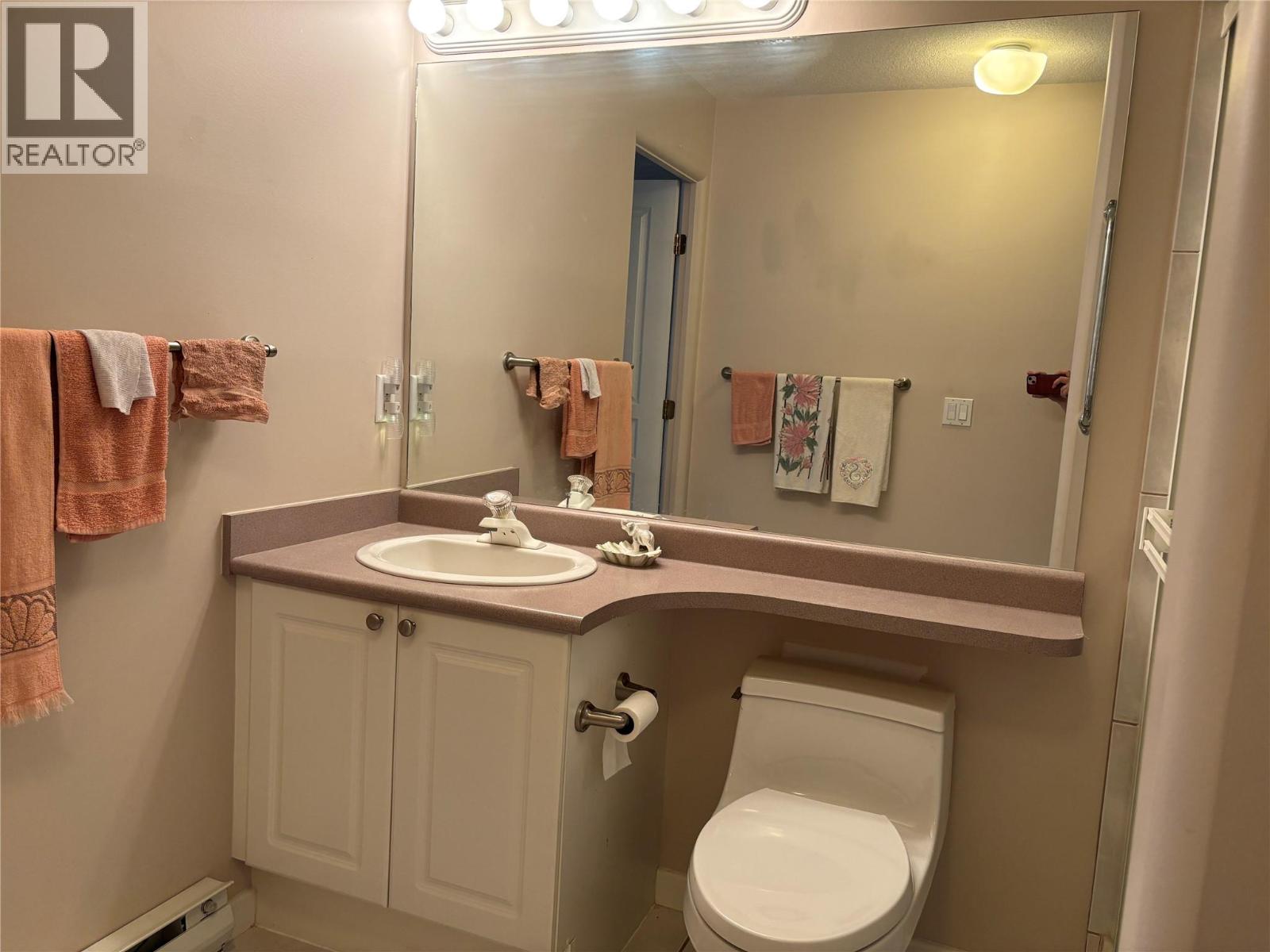 3221 Centennial Drive Unit# 401, Vernon, British Columbia  V1T 2T8 - Photo 25 - 10395191