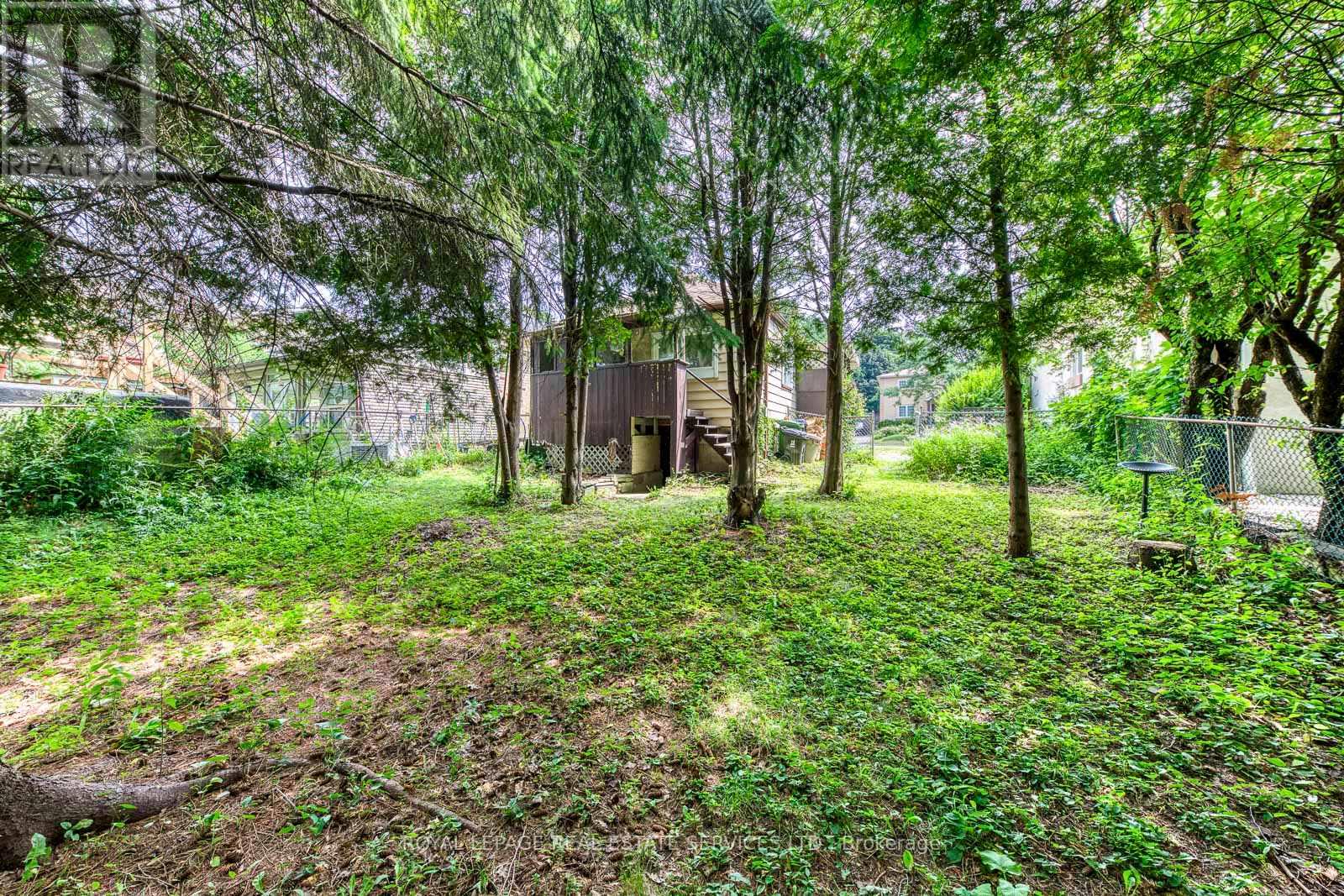 10 Thatcher Avenue, Toronto, Ontario  M1M 2M2 - Photo 20 - E13636132