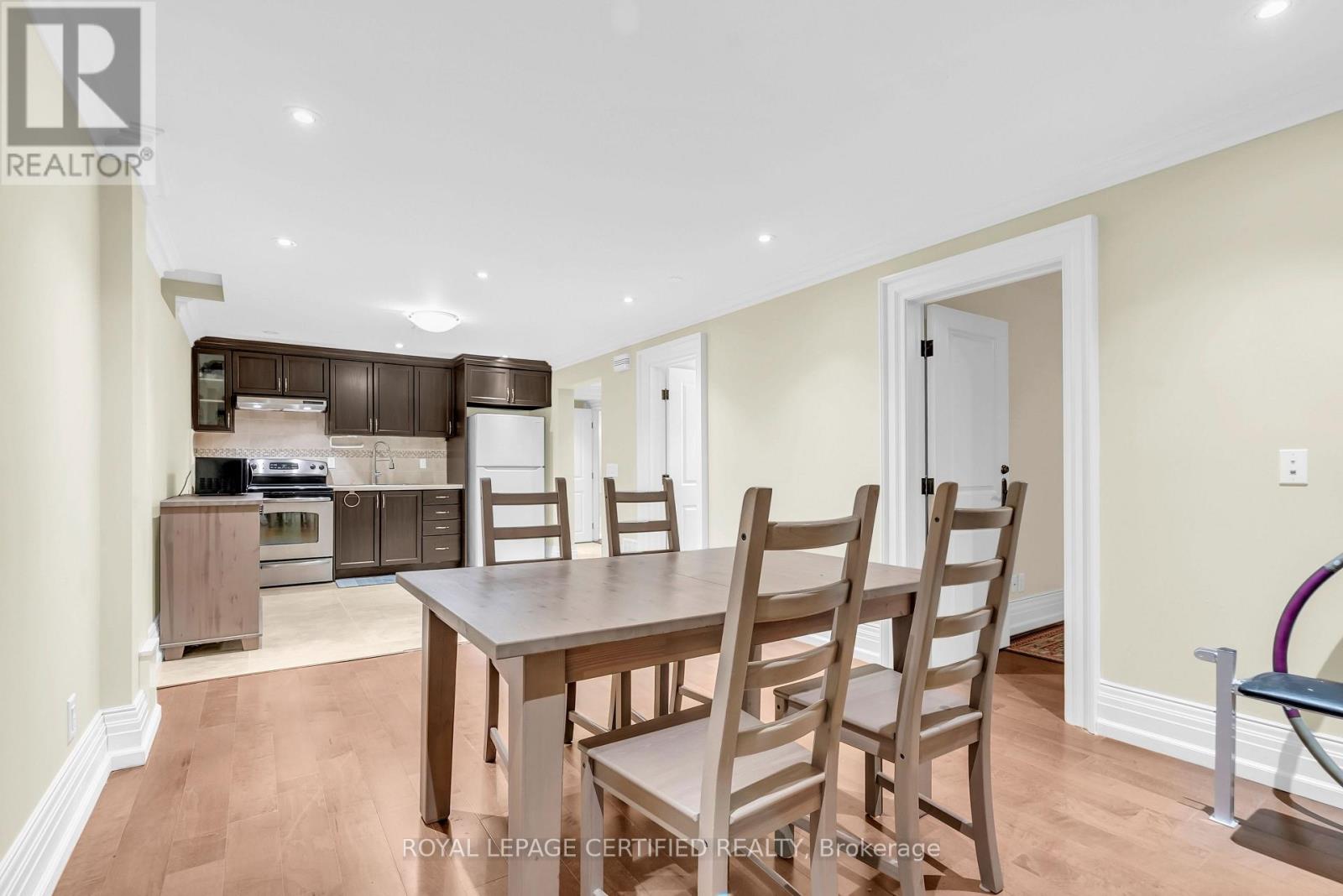 3650 Baird Court, Mississauga, Ontario  L5L 4T4 - Photo 37 - W13635802