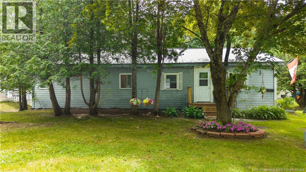 6 Parkwood Drive, St. Stephen, New Brunswick  E3L 2W2 - Photo 1 - NB145175