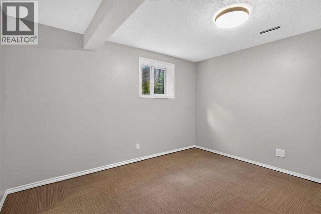 258 Summerwood Place SE, Airdrie, Alberta  T4b 1w4 - Photo 32 - A2332951
