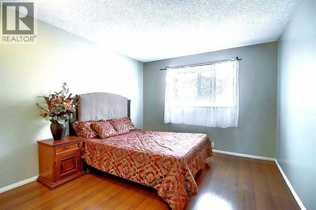 164 Faldale Close NE, Calgary, Alberta  T3J 1V9 - Photo 9 - A2333140