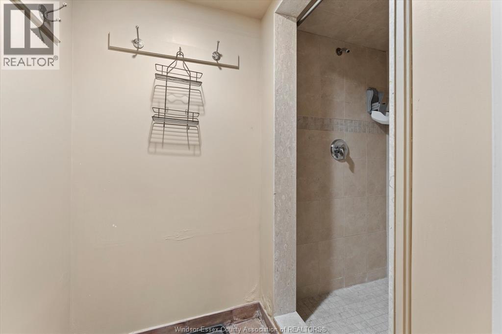 1623 Wyandotte Street East Unit# 2, Windsor, Ontario N8Y 1C8 - Photo 33 - 26018816
