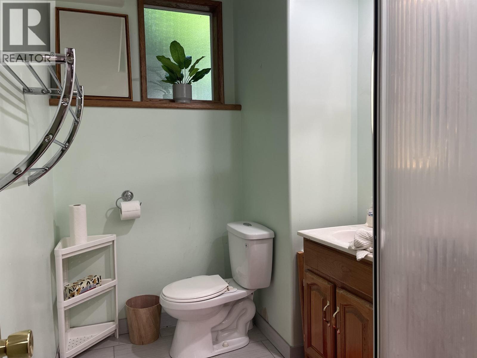 6570 Madrona Crescent, West Vancouver, British Columbia  V7W 2J8 - Photo 27 - R3152173