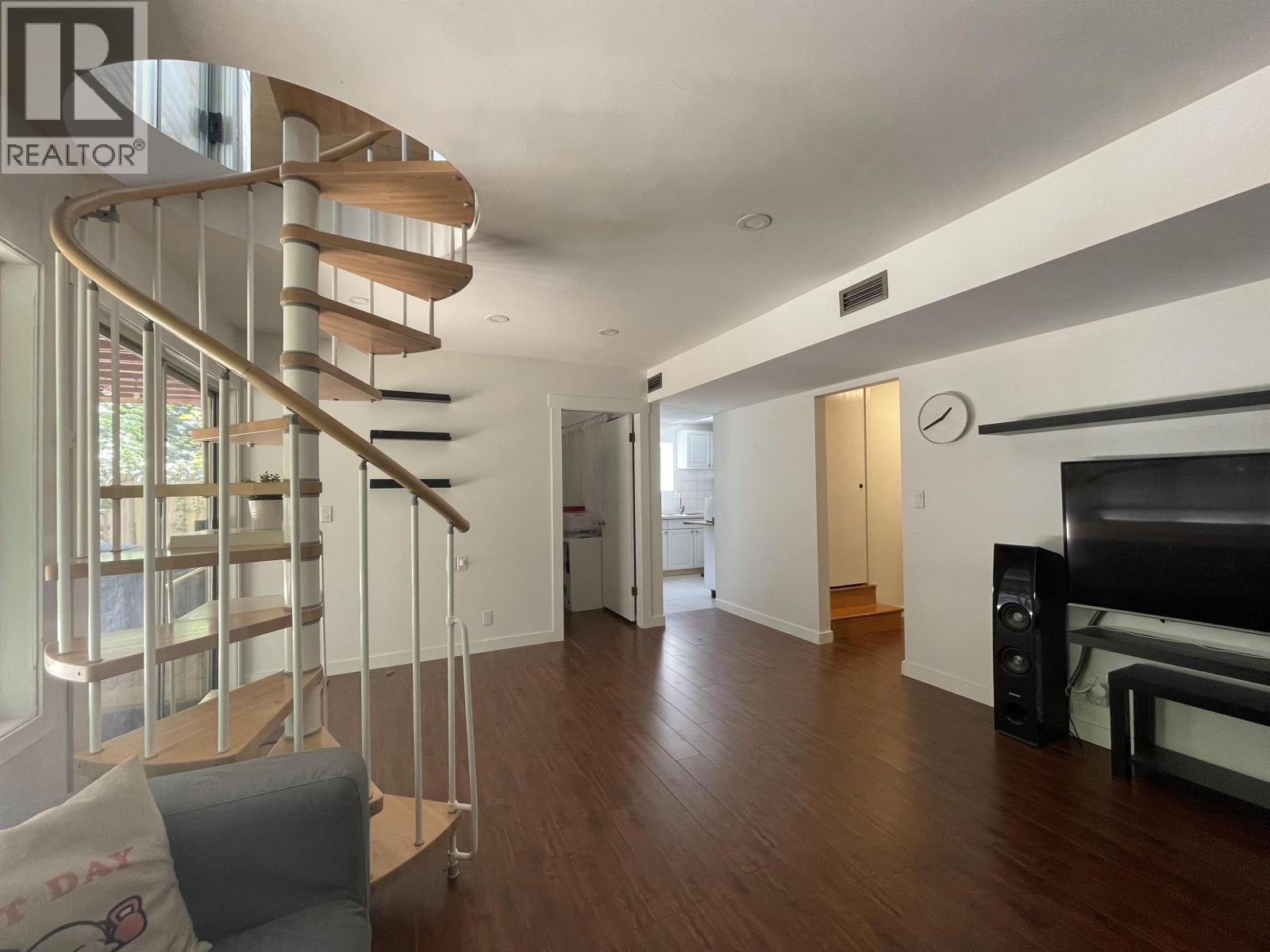 6570 Madrona Crescent, West Vancouver, British Columbia  V7W 2J8 - Photo 21 - R3152173