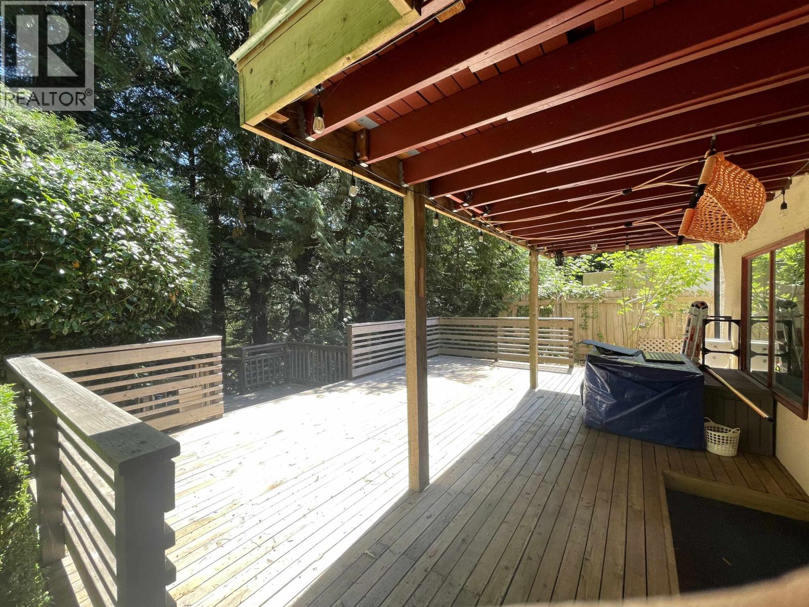 6570 Madrona Crescent, West Vancouver, British Columbia  V7W 2J8 - Photo 35 - R3152173