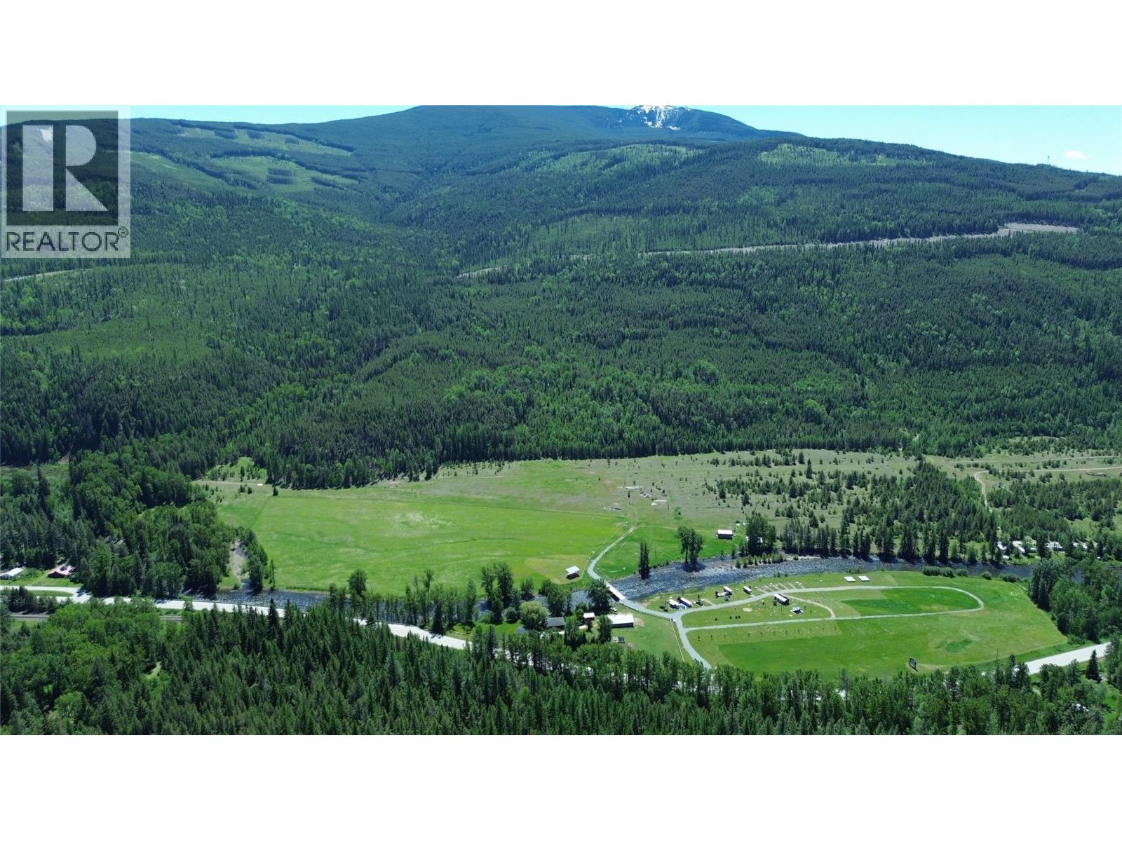 8623 3/95 Highway, Yahk, British Columbia