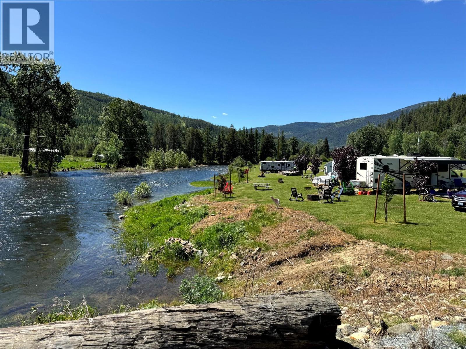 8623 3/95 Highway, Yahk, British Columbia  V0B 2P0 - Photo 49 - 10350306
