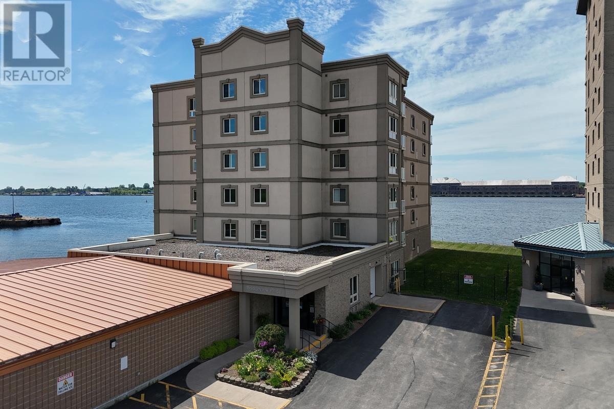 719 Bay St # 604, Sault Ste. Marie, Ontario  P6A 6Y3 - Photo 2 - SM261390