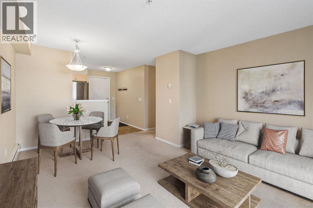 1305, 8 Bridlecrest Drive SW, Calgary, Alberta  T2Y 0H6 - Photo 3 - A2334596