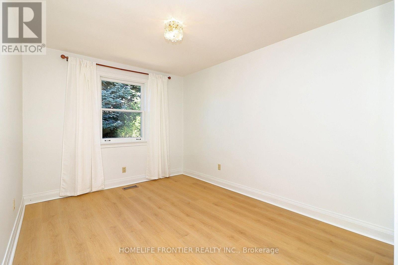 132 Wesley Street, Toronto, Ontario  M8Y 2X1 - Photo 7 - W13632262