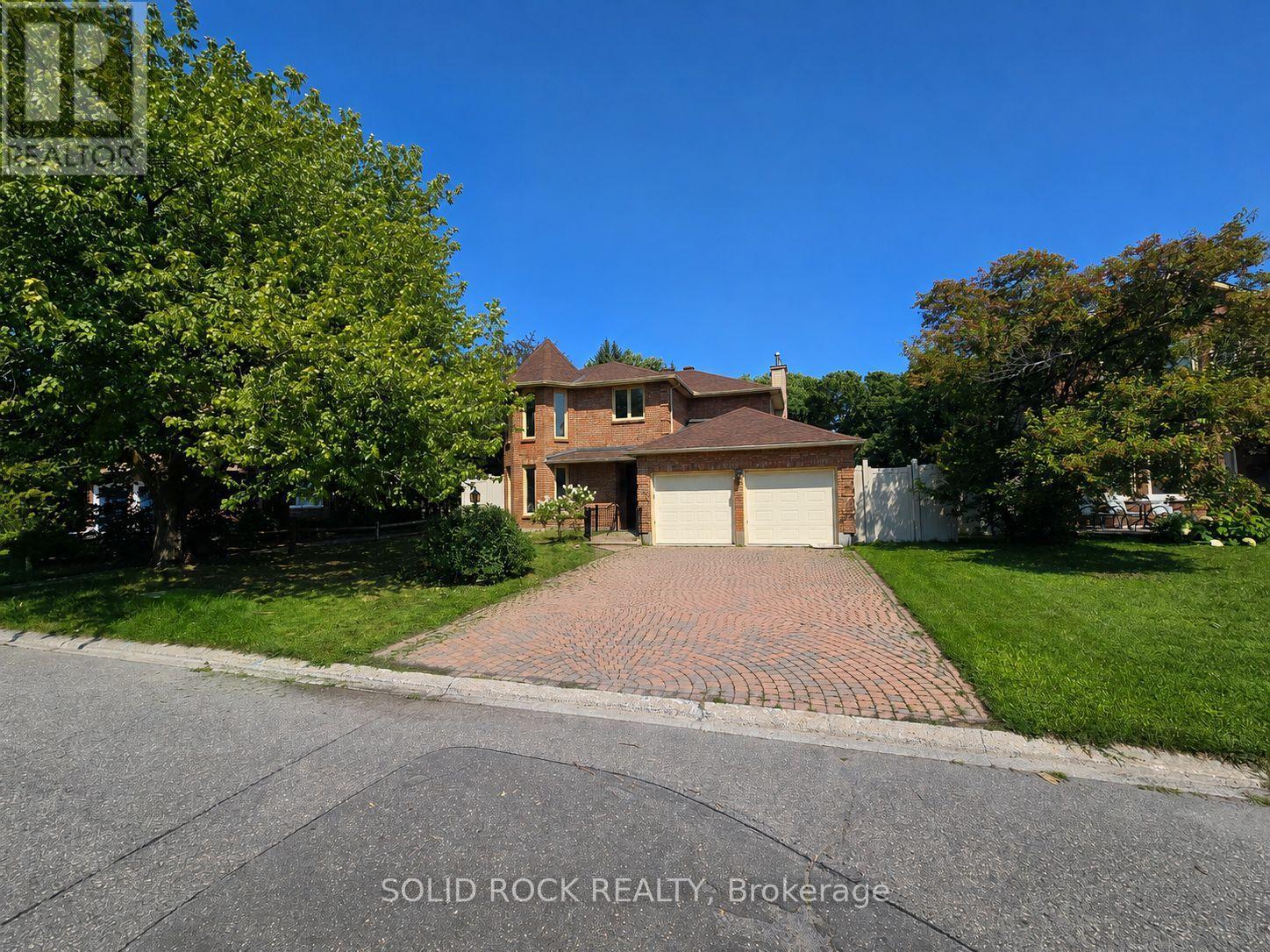 54 HUNTSMAN CRESCENT, Ottawa, Ontario