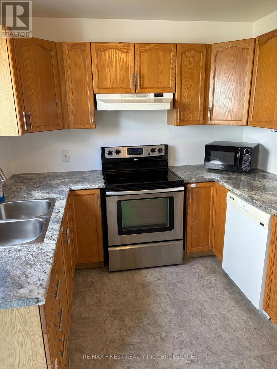 25 Clifford Street, Loyalist, Ontario  K7N 1Y6 - Photo 3 - X13636380