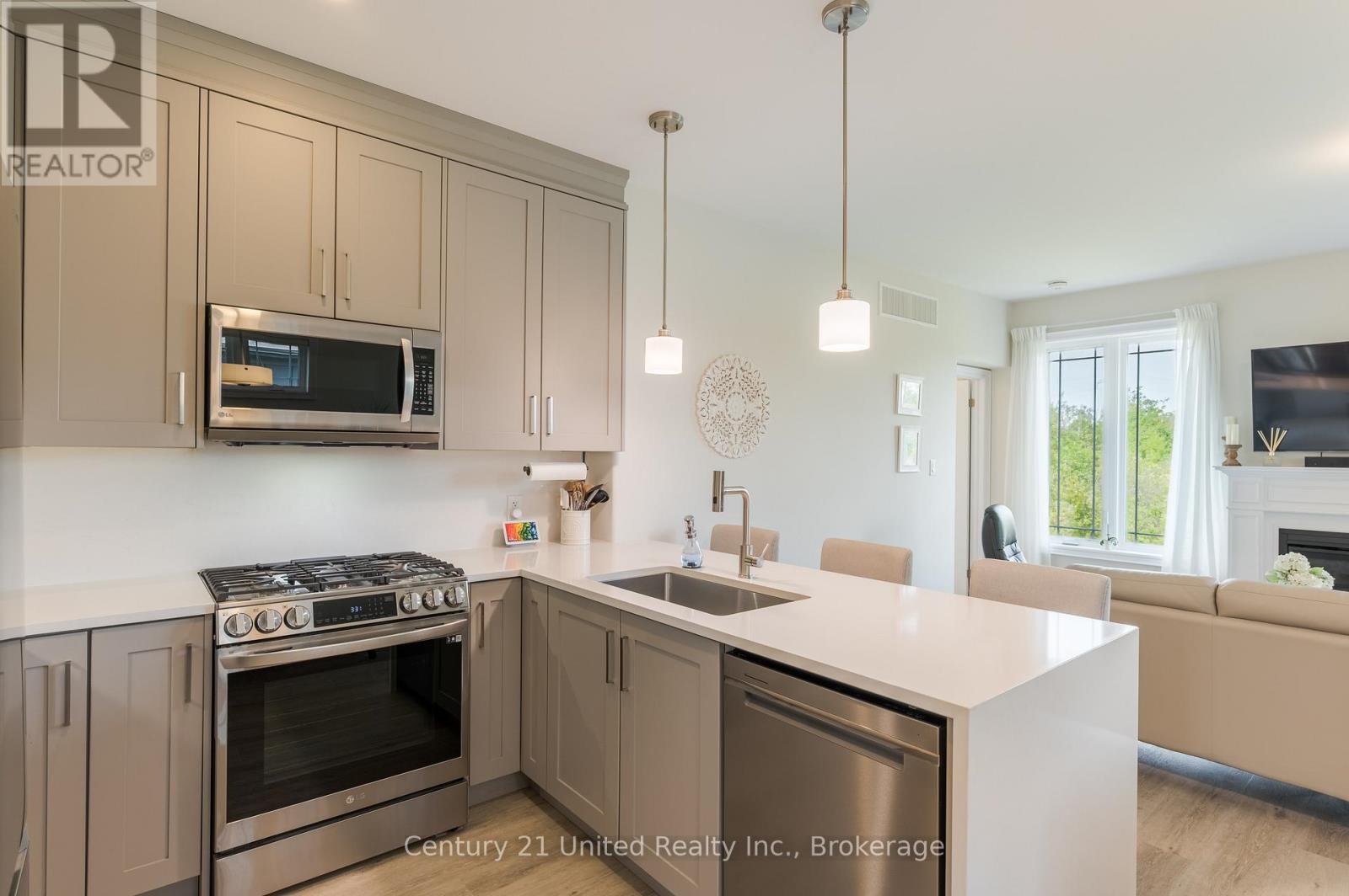 78 - 80 Marsh Avenue, Peterborough, Ontario  K9H 0J5 - Photo 9 - X13636474
