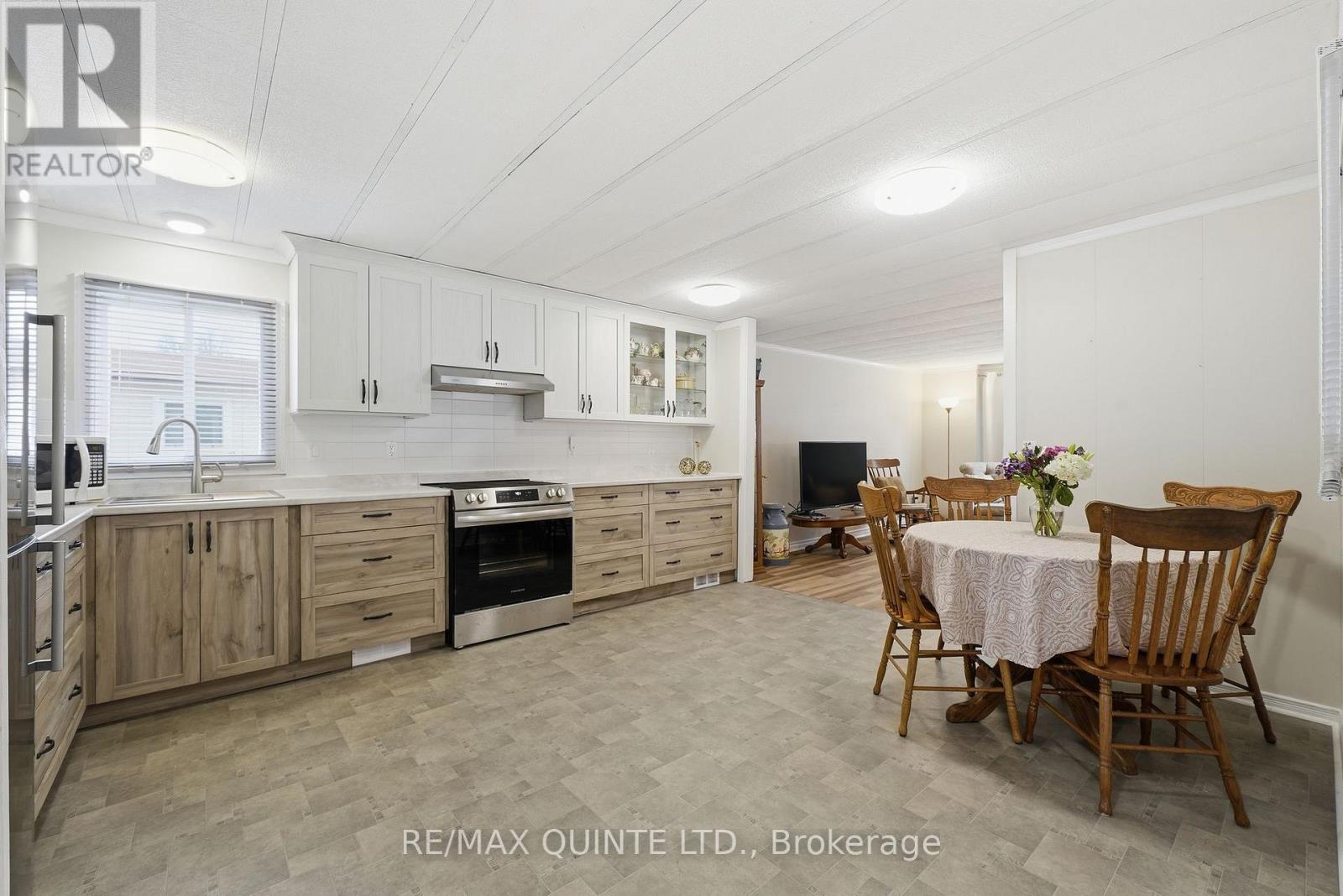 7 Finch Lane, Quinte West, Ontario  K8N 4Z3 - Photo 17 - X13636506