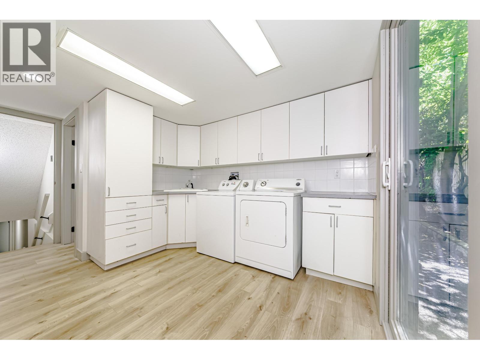 7516 Lambeth Drive, Burnaby, British Columbia  V5E 1Z4 - Photo 32 - R3152275