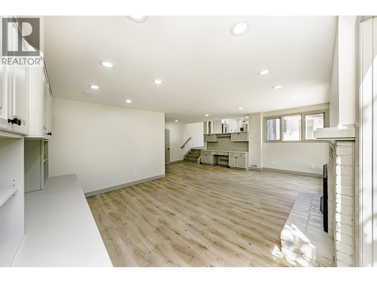 7516 Lambeth Drive, Burnaby, British Columbia  V5E 1Z4 - Photo 30 - R3152275