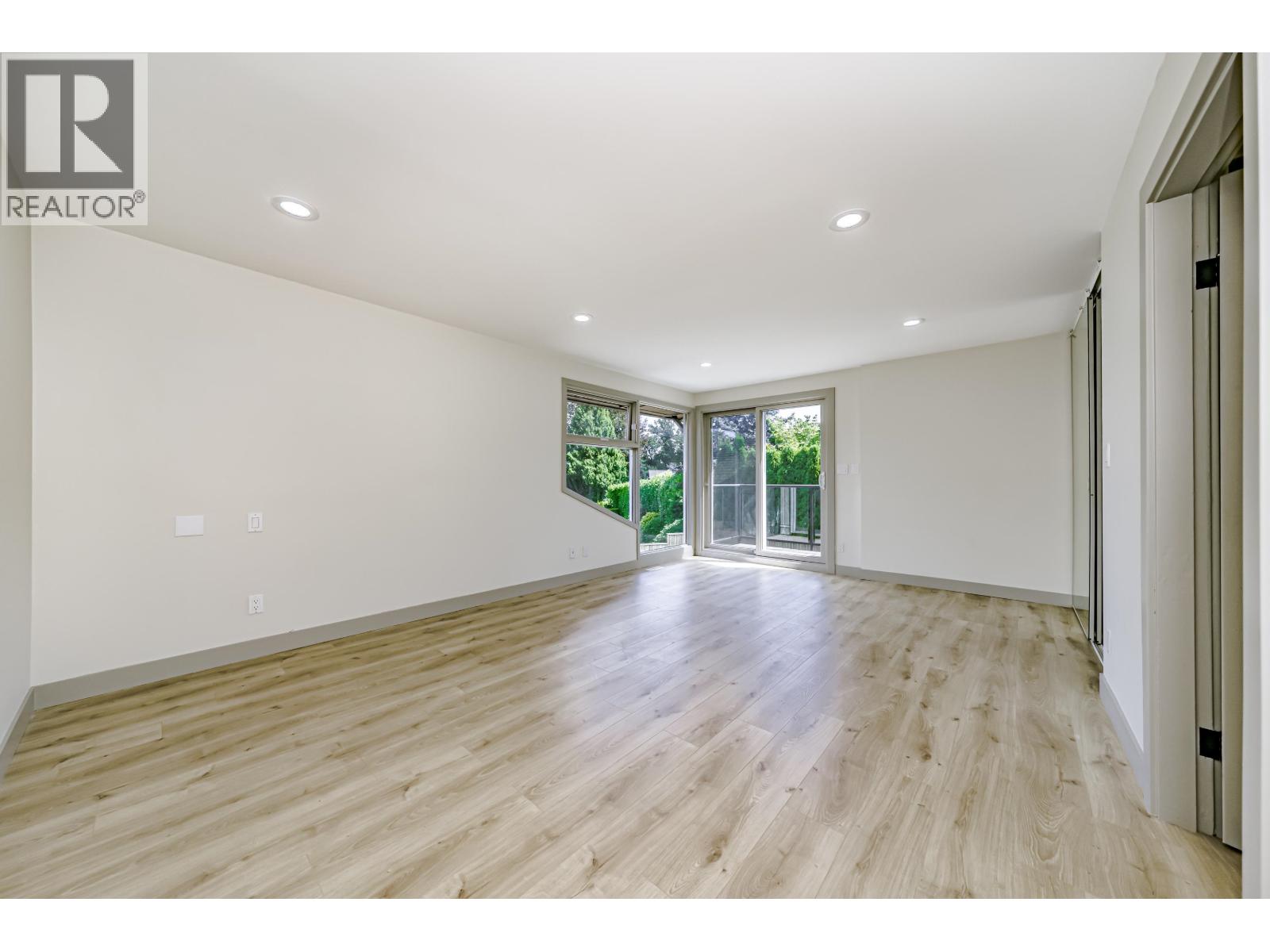 7516 Lambeth Drive, Burnaby, British Columbia  V5E 1Z4 - Photo 33 - R3152275
