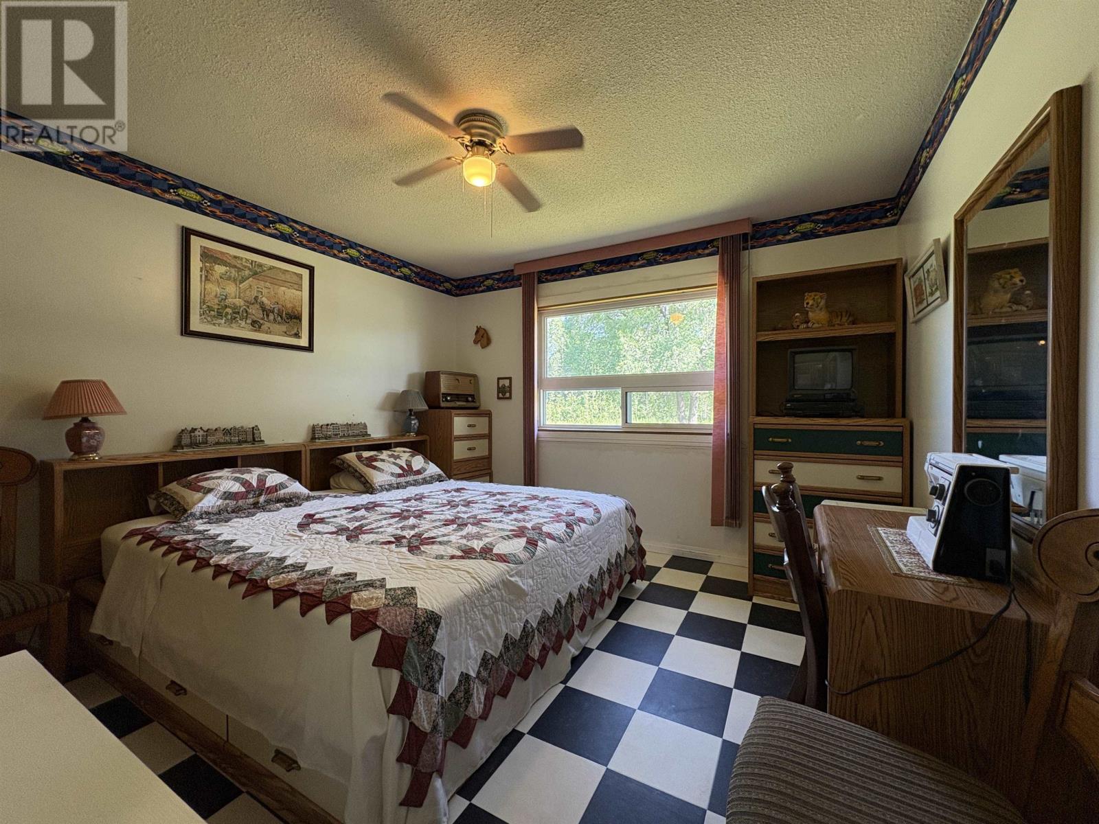 993 Fisher Rd, Emo, Ontario  P0W 1E0 - Photo 28 - TB2601945