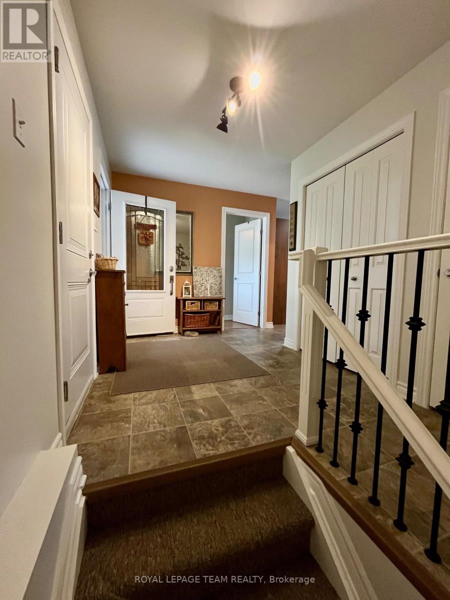 14 Otteridge Avenue, Renfrew, Ontario  K7V 0A1 - Photo 5 - X13626392